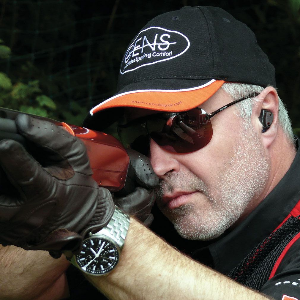 Outdoor sportomgeving voor gehoorbescherming bij schietsport